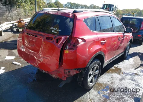 2015 Toyota Rav4 Xle z USA, uszkodzony, nr VIN 2T3WFREV9FW215916